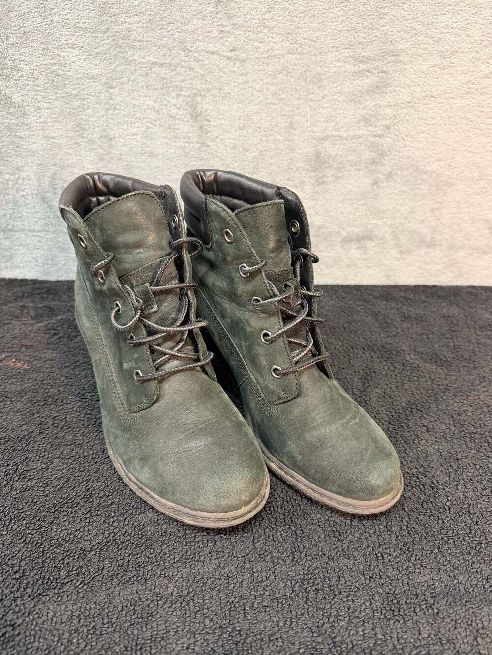 Timberland earthkeeper Wedge Bootie Size 6 Black Leather Lace Up